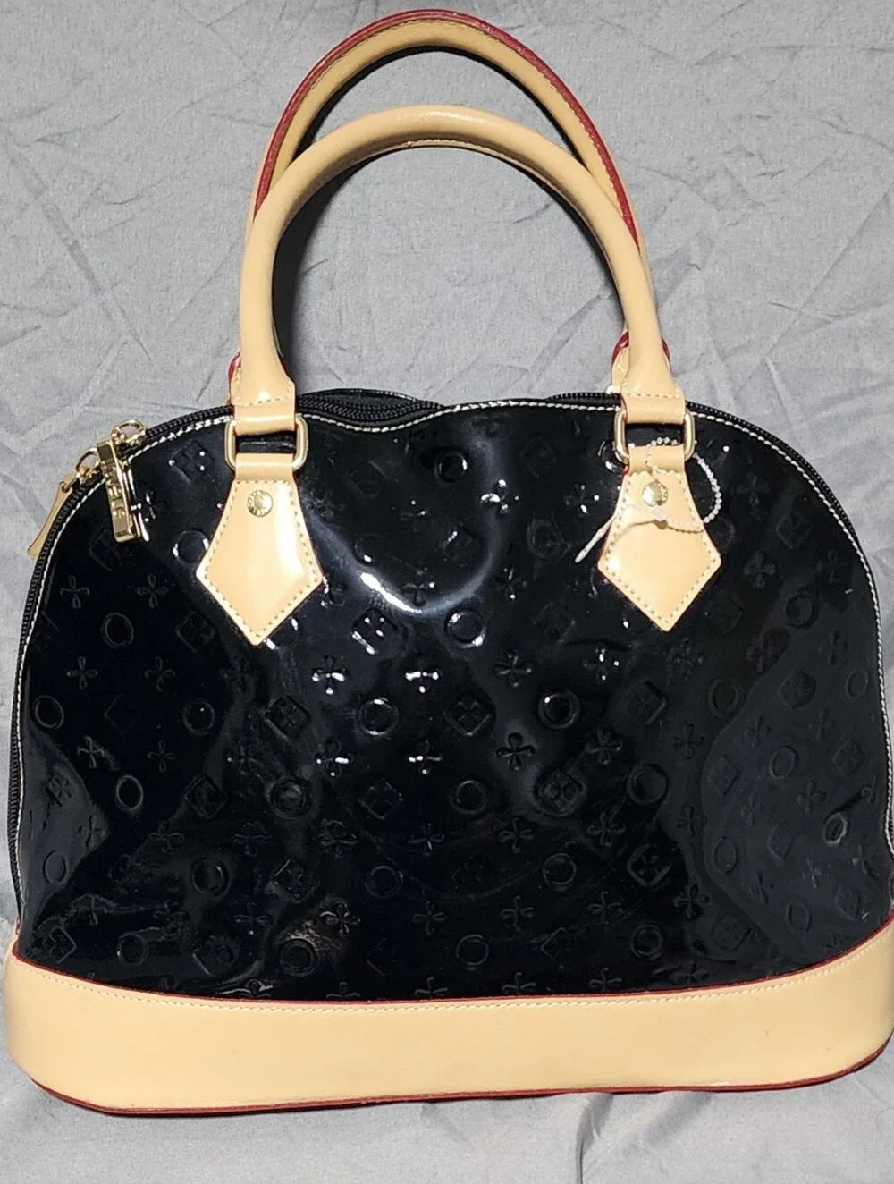NWT Invece Arcadia Patent Leather Black Dome Handbag Satchel Made In Italy